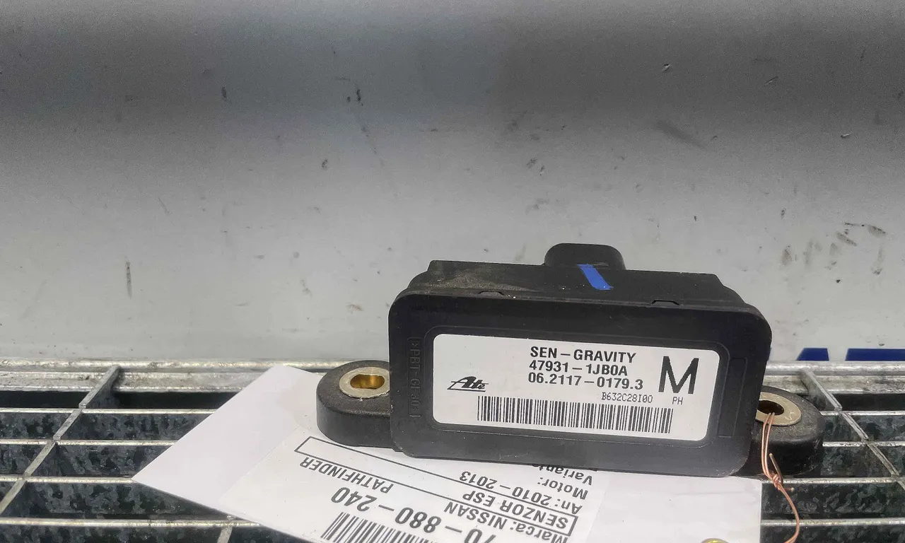 SENZOR ESP NISSAN PATHFINDER III 2005-2013