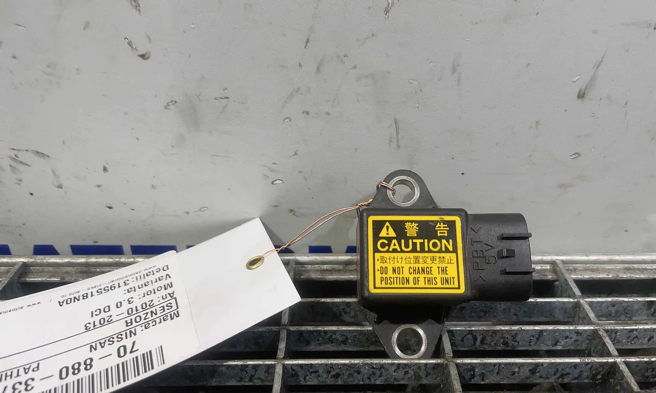 SENZOR IMPACT NISSAN PATHFINDER III 2005-2013