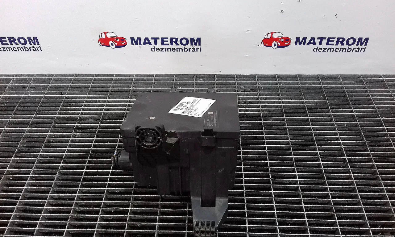 TABLOU SIGURANTE NISSAN PATHFINDER III 2005-2012