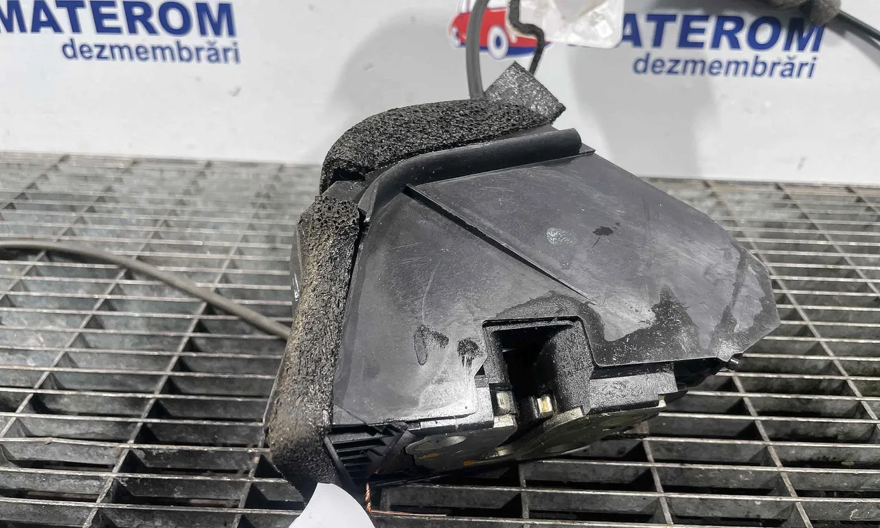 INCUIETOARE USA FATA STANGA NISSAN QASHQAI I 2006-2015