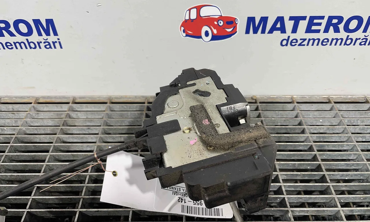 INCUIETOARE USA FATA STANGA NISSAN QASHQAI I 2006-2015