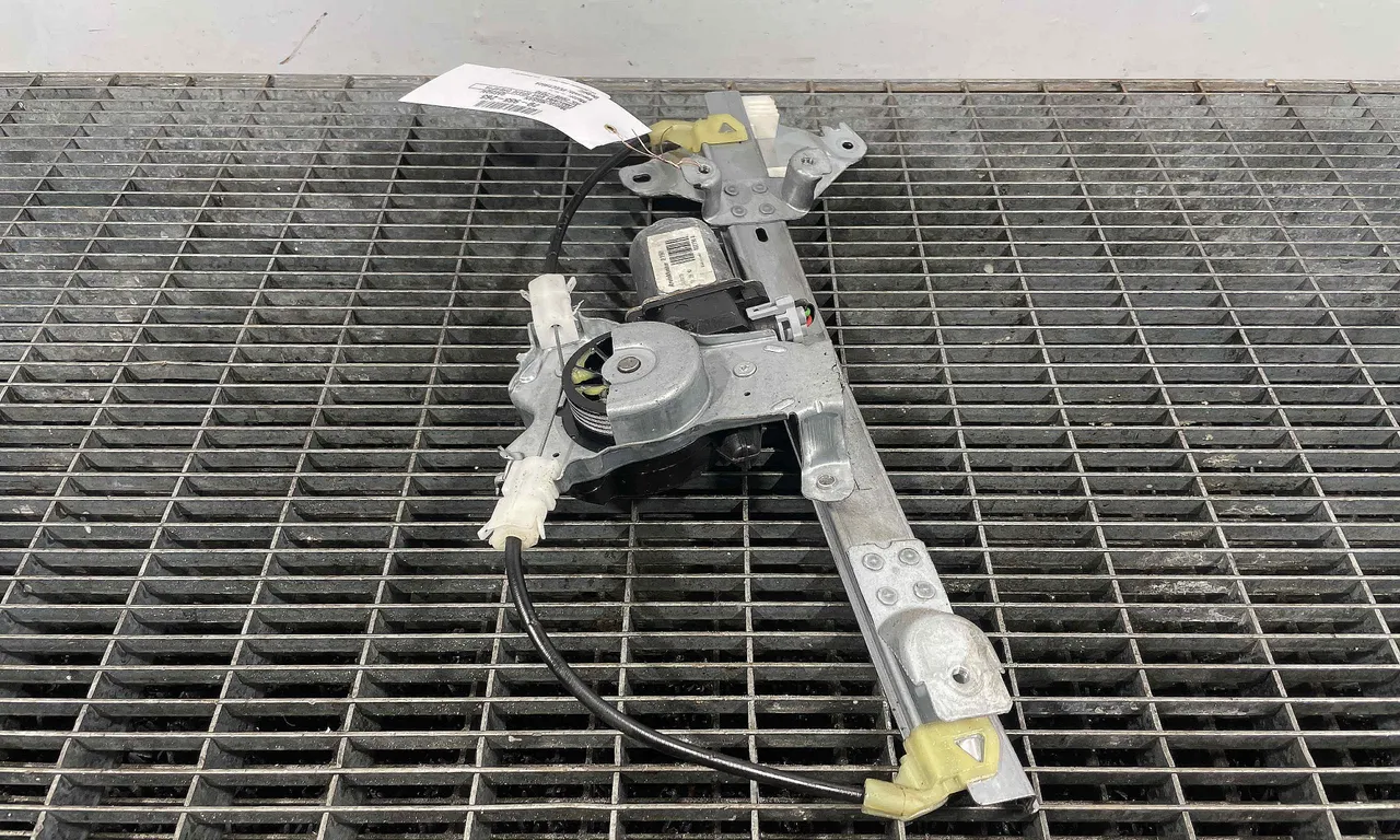 MACARA USA SPATE DREAPTA NISSAN QASHQAI I 2006-2015