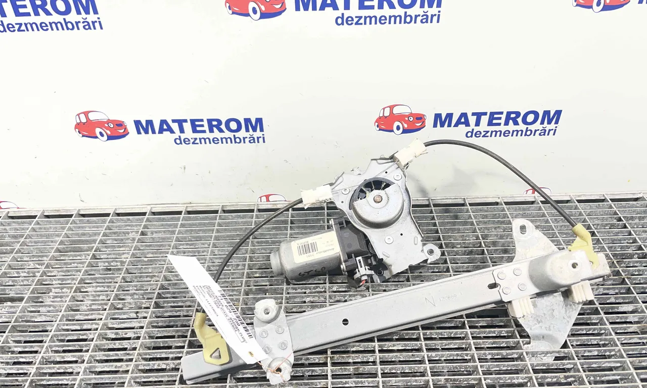 MACARA USA SPATE STANGA NISSAN QASHQAI I 2006-2015