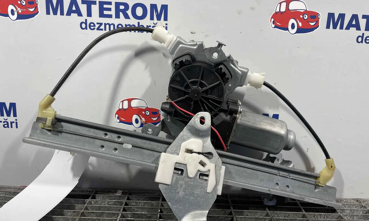 MACARA USA SPATE STANGA NISSAN QASHQAI I 2006-2015
