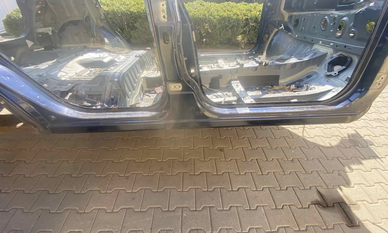 PRAG DREAPTA NISSAN QASHQAI I 2006-2015
