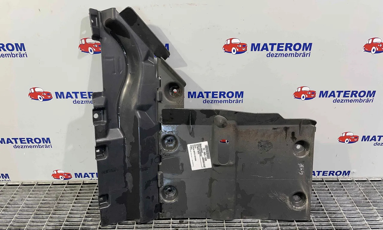 SCUT SUB MASINA NISSAN QASHQAI I 2006-2015