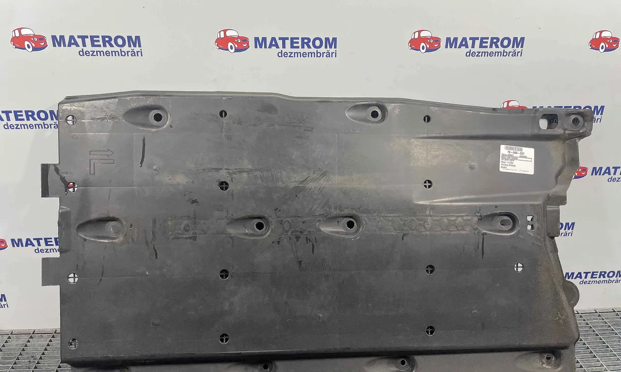 SCUT SUB MASINA NISSAN QASHQAI I 2006-2015