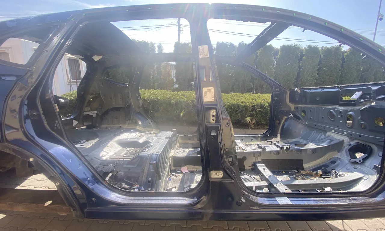 STALP MIJLOC DREAPTA NISSAN QASHQAI I 2006-2015