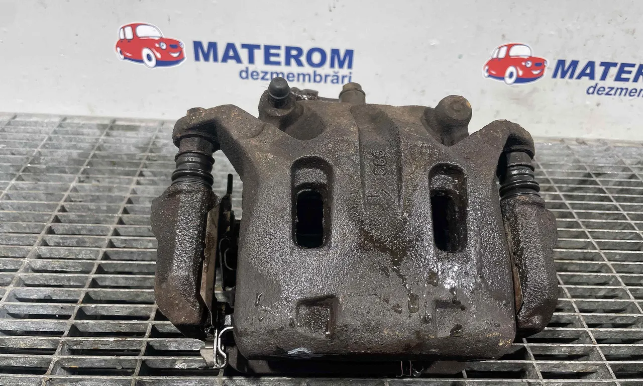 ETRIER FATA DREAPTA NISSAN QASHQAI I 2006-2015