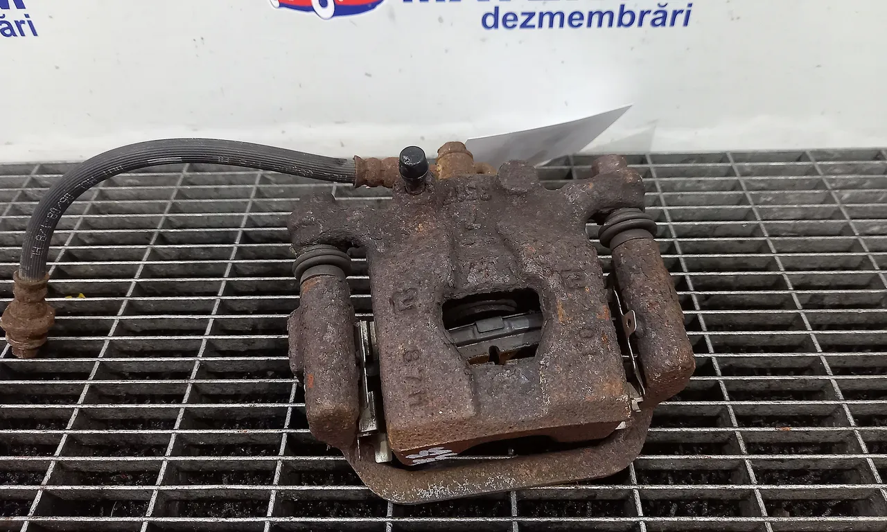 ETRIER SPATE DREAPTA NISSAN QASHQAI I 2006-2015