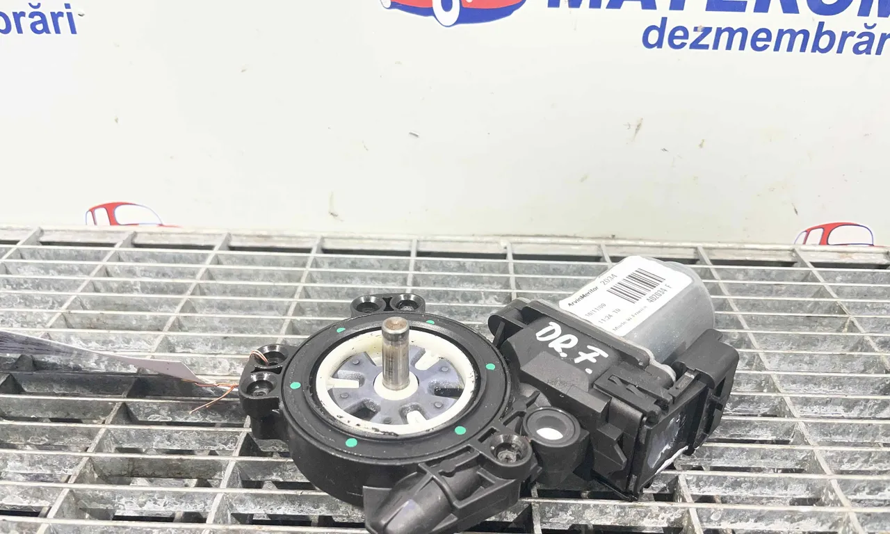 MOTORAS MACARA NISSAN QASHQAI I 2006-2015