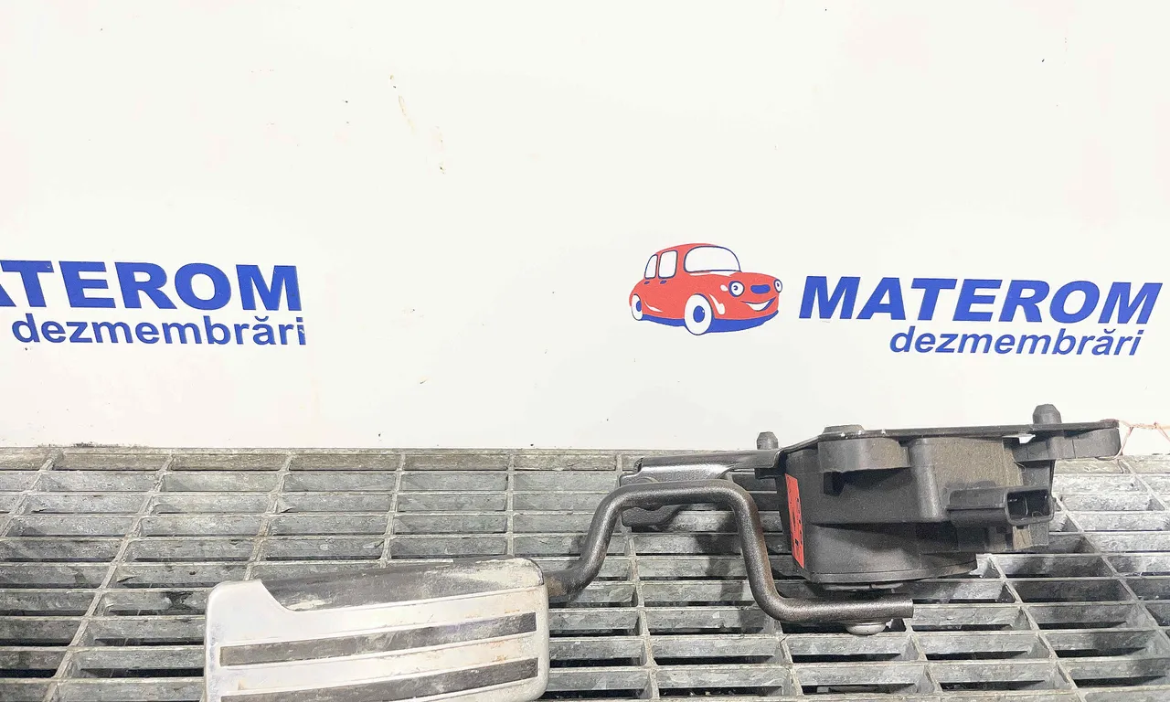 PEDALA ACCELERATIE NISSAN QASHQAI I 2006-2015