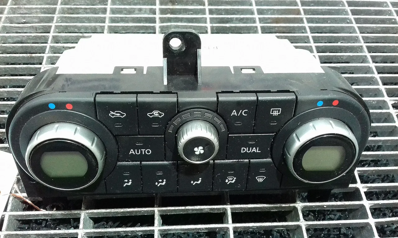 TABLOU COMANDA INCALZIRE NISSAN QASHQAI I 2006-2015