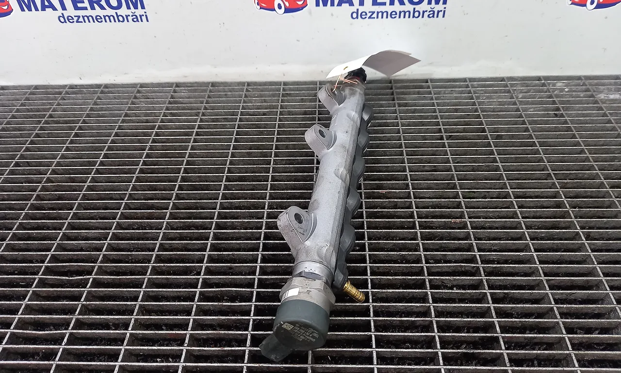 RAMPA INJECTIE NISSAN QASHQAI I 2006-2015
