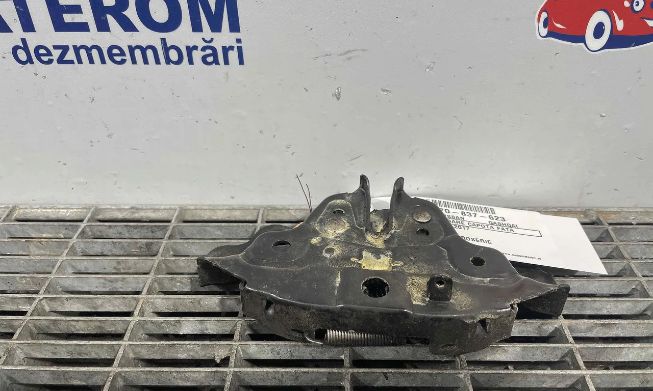 INCUIETOARE CAPOTA FATA NISSAN QASHQAI II 2013-2017