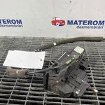INCUIETOARE USA SPATE STANGA NISSAN QASHQAI II 1.5 dCi 2013-2017 oe-825014EA2B, vedere laterala