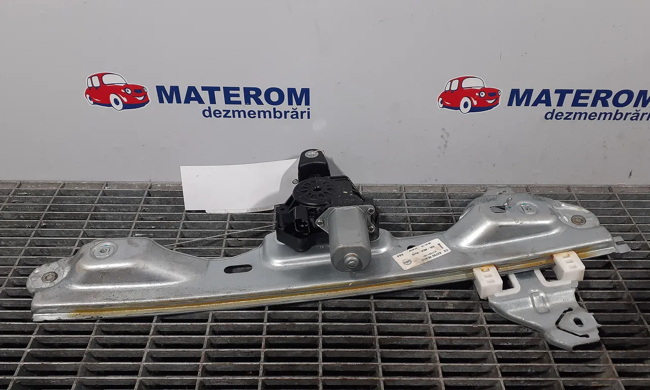 MACARA USA SPATE DREAPTA NISSAN QASHQAI II 2013-2017