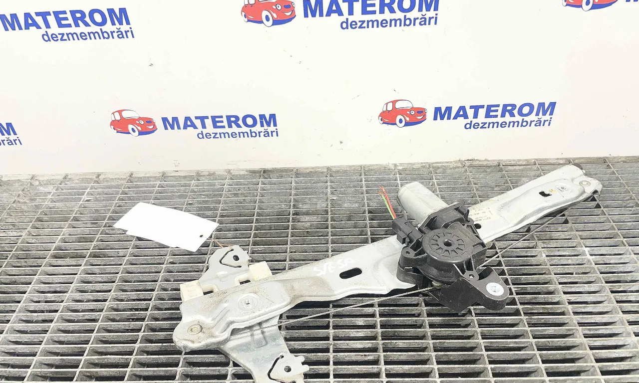 MACARA USA SPATE STANGA NISSAN QASHQAI II 2013-2017