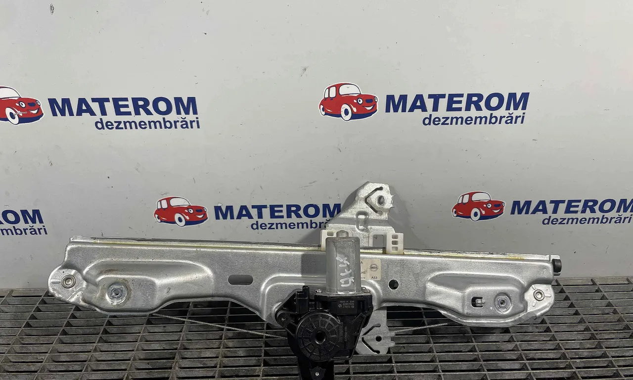 MACARA USA SPATE STANGA NISSAN QASHQAI II 2013-2017