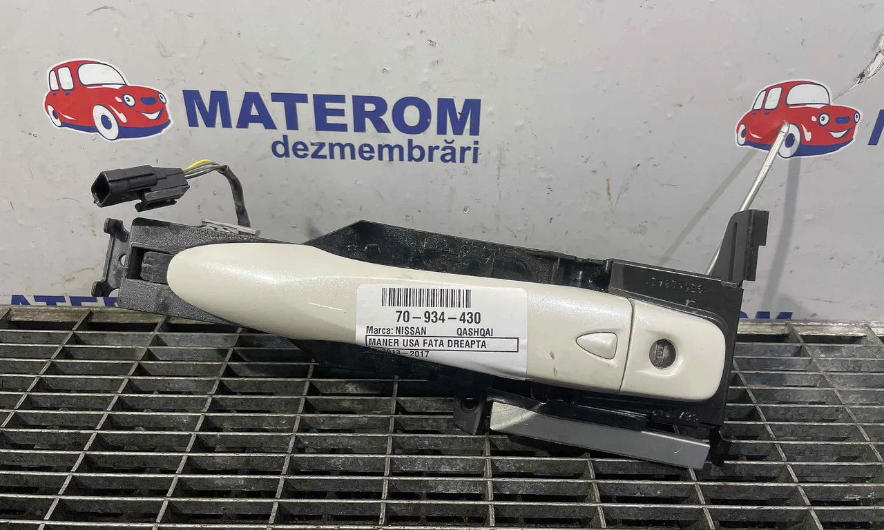 MANER USA FATA DREAPTA NISSAN QASHQAI II 2013-2017