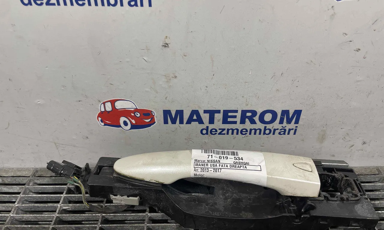 MANER USA FATA DREAPTA NISSAN QASHQAI II 2013-2017
