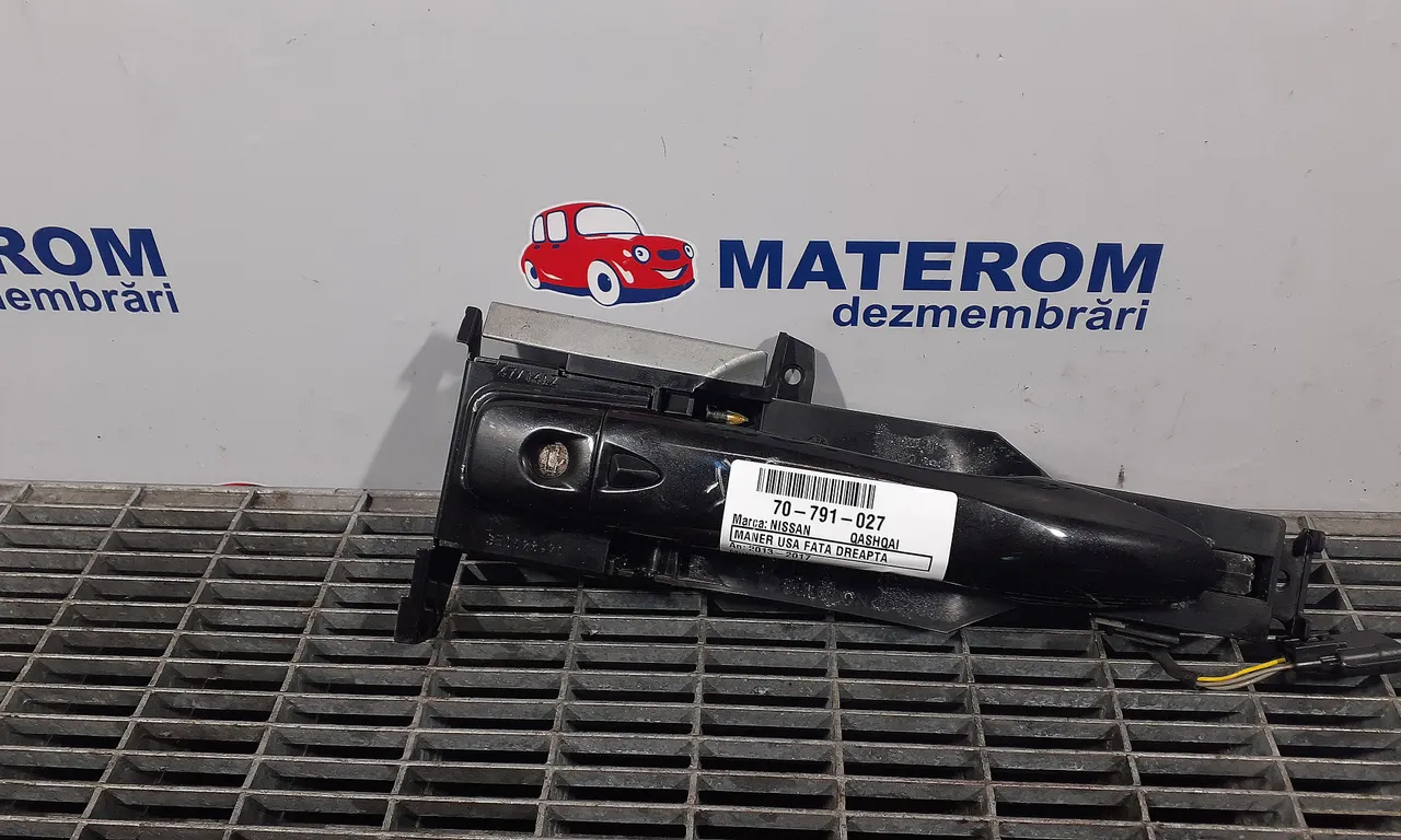 MANER USA FATA DREAPTA NISSAN QASHQAI II 2013-2017