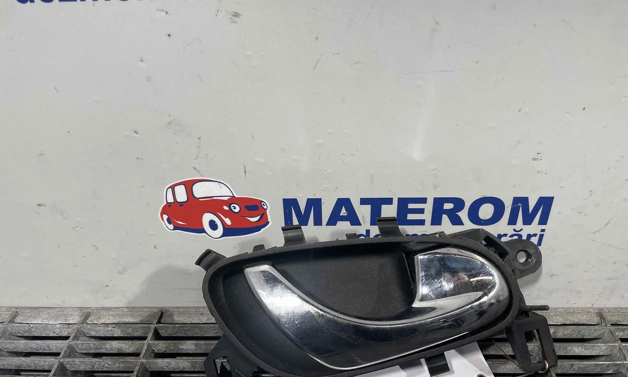 MANER USA SPATE DREAPTA NISSAN QASHQAI II 2013-2017