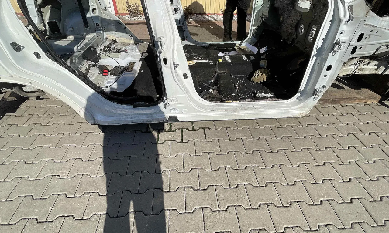 PRAG DREAPTA NISSAN QASHQAI II 2013-2017