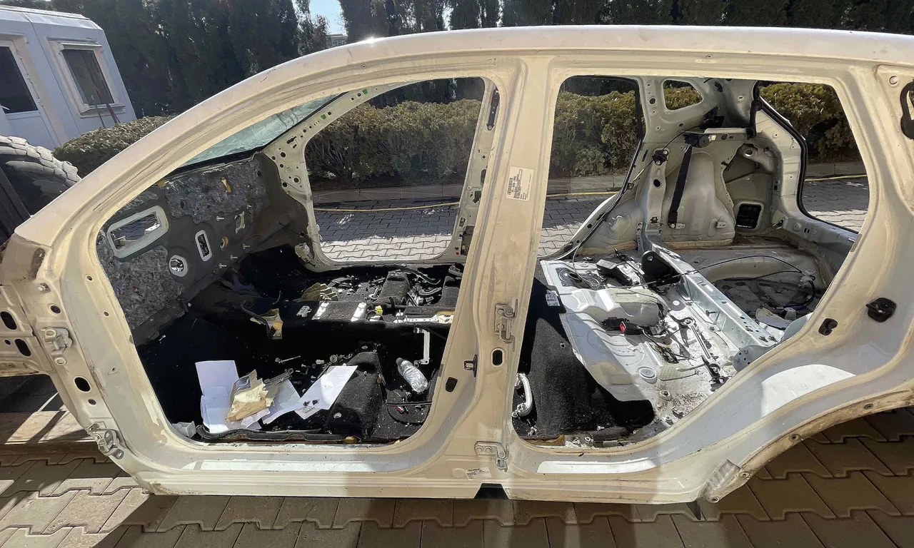 STALP MIJLOC STANGA NISSAN QASHQAI II 2013-2017