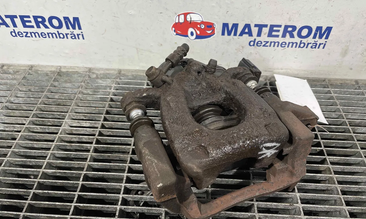 ETRIER SPATE DREAPTA NISSAN QASHQAI II 2013-2017