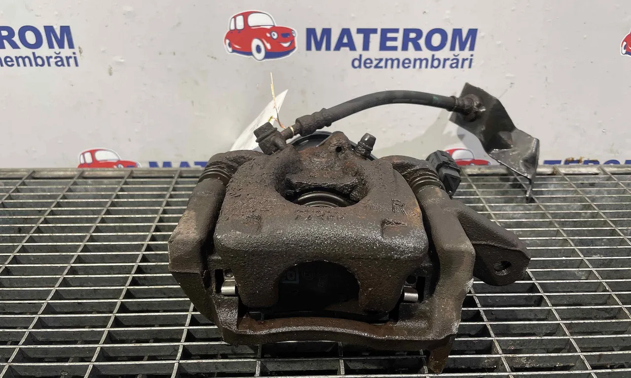 ETRIER SPATE DREAPTA NISSAN QASHQAI II 2013-2017