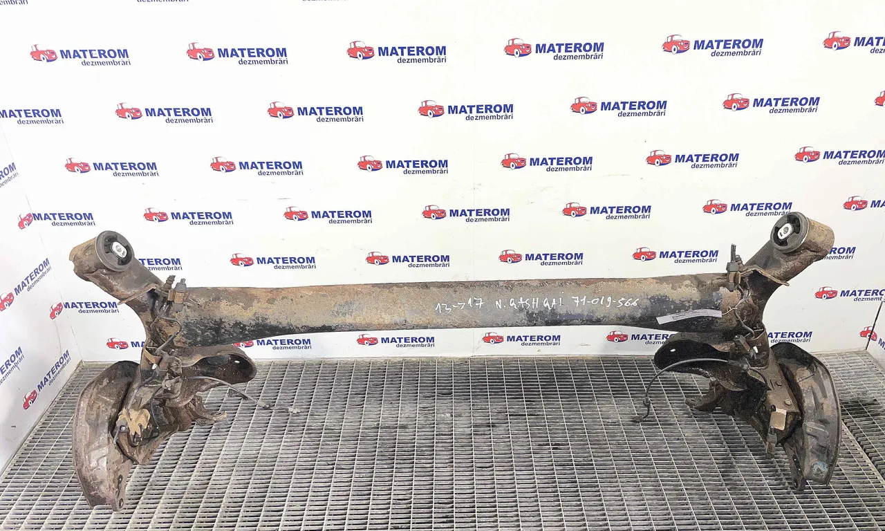 PUNTE SPATE NISSAN QASHQAI II 2013-2017