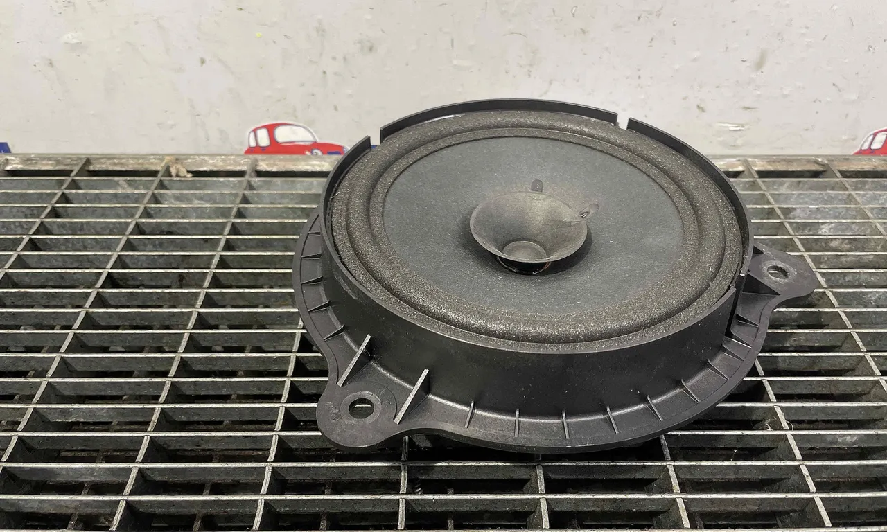 DIFUZOR AUDIO NISSAN QASHQAI II 2013-2017