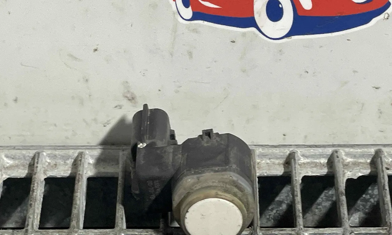 SENZOR PARCARE FATA NISSAN QASHQAI II 2013-2017