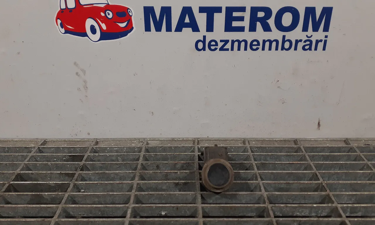 SENZOR PARCARE SPATE NISSAN QASHQAI II 2013-2017