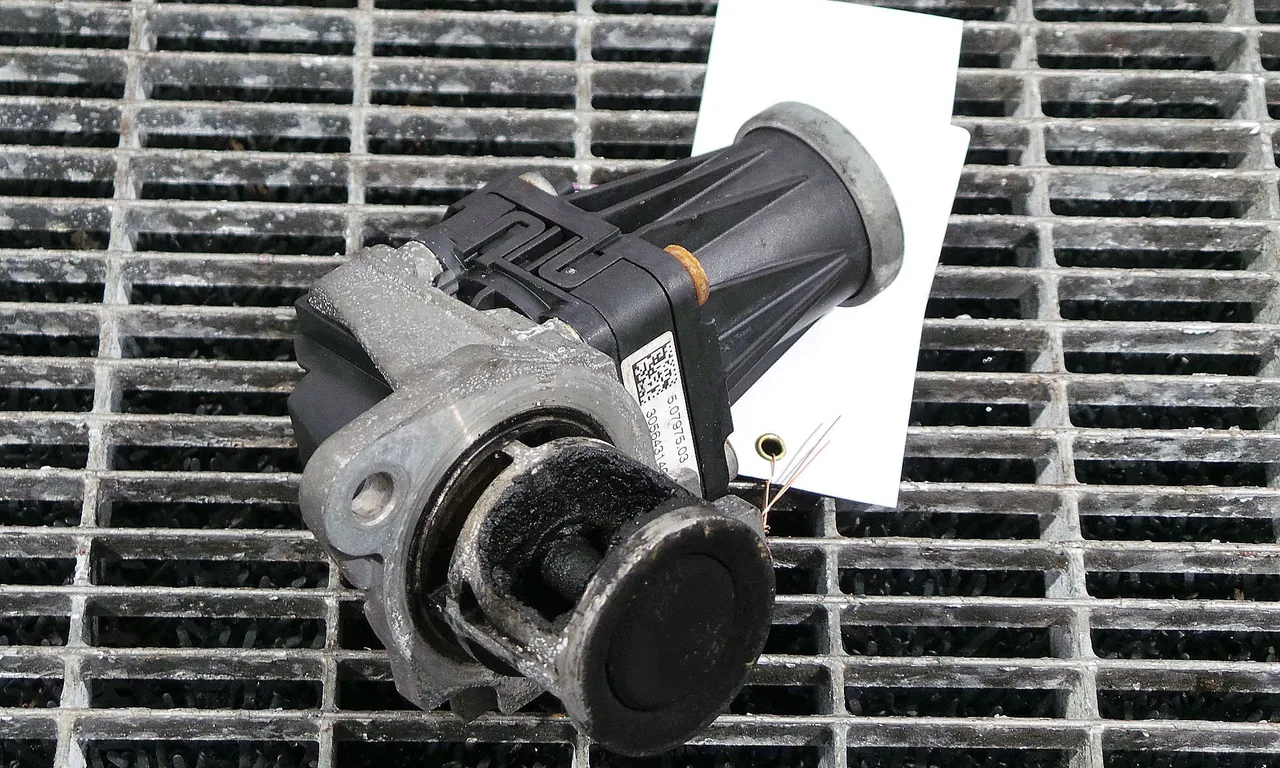 SUPAPA EGR NISSAN QASHQAI II 2013-2017