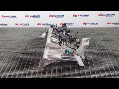 CUTIE VITEZE NISSAN QASHQAI II 1.5 dCi 2013-2017 oe 320104EA0B, vedere frontata