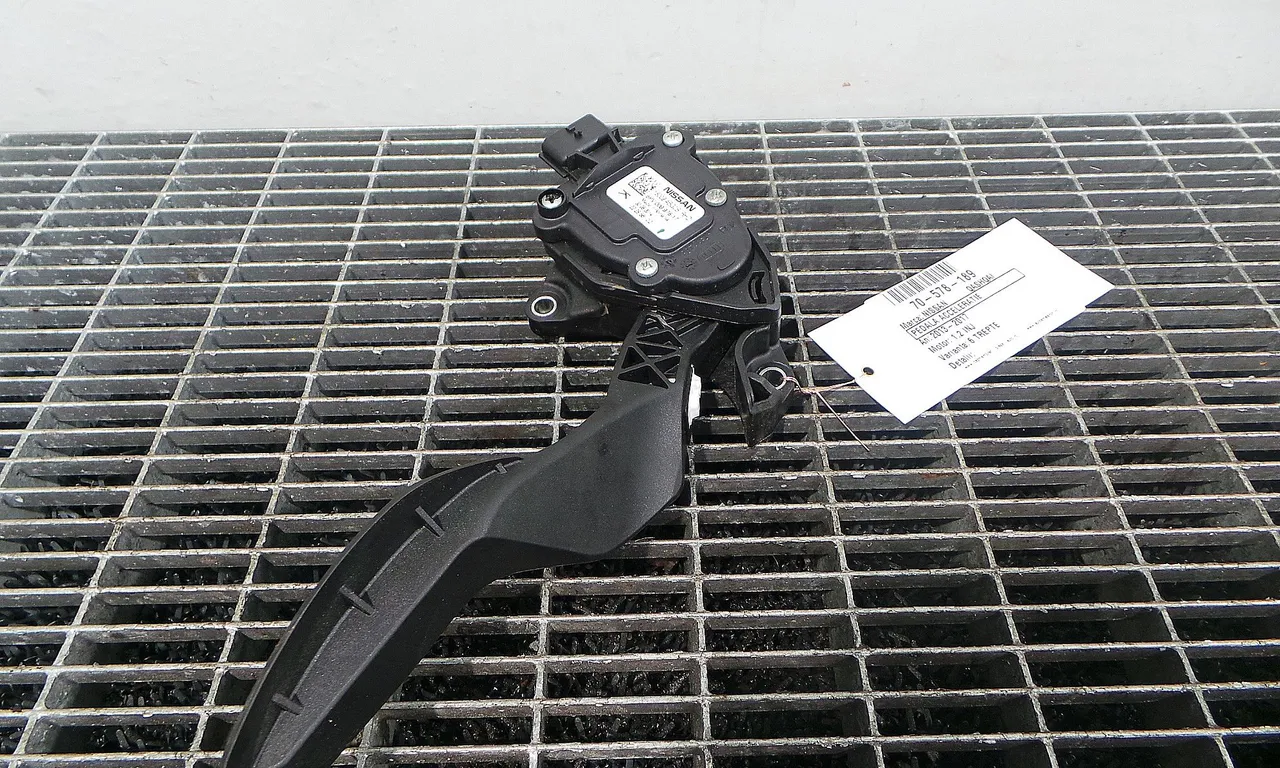 PEDALA ACCELERATIE NISSAN QASHQAI II 2013-2017