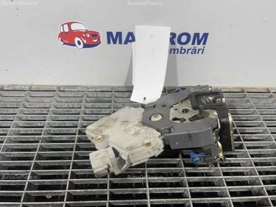 INCUIETOARE USA SPATE DREAPTA NISSAN X-TRAIL I 2.2 dCi 2001-2013 oe 82502AA21A, vedere frontata