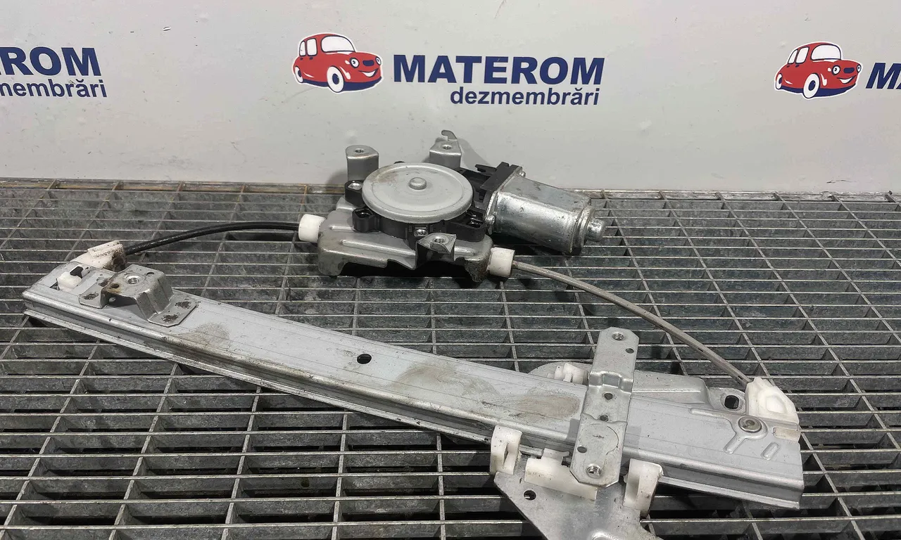 MACARA USA SPATE DREAPTA NISSAN X-TRAIL I 2001-2013