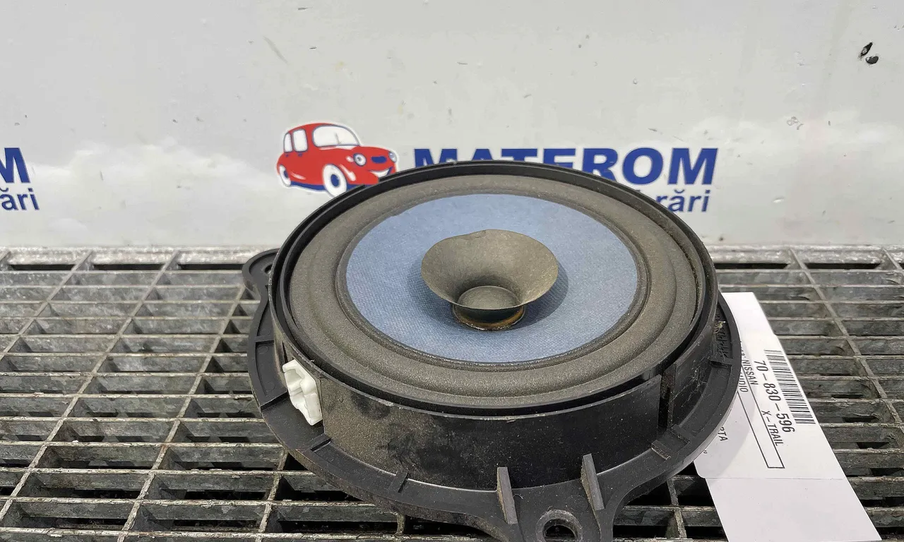 DIFUZOR AUDIO NISSAN X-TRAIL I 2001-2013