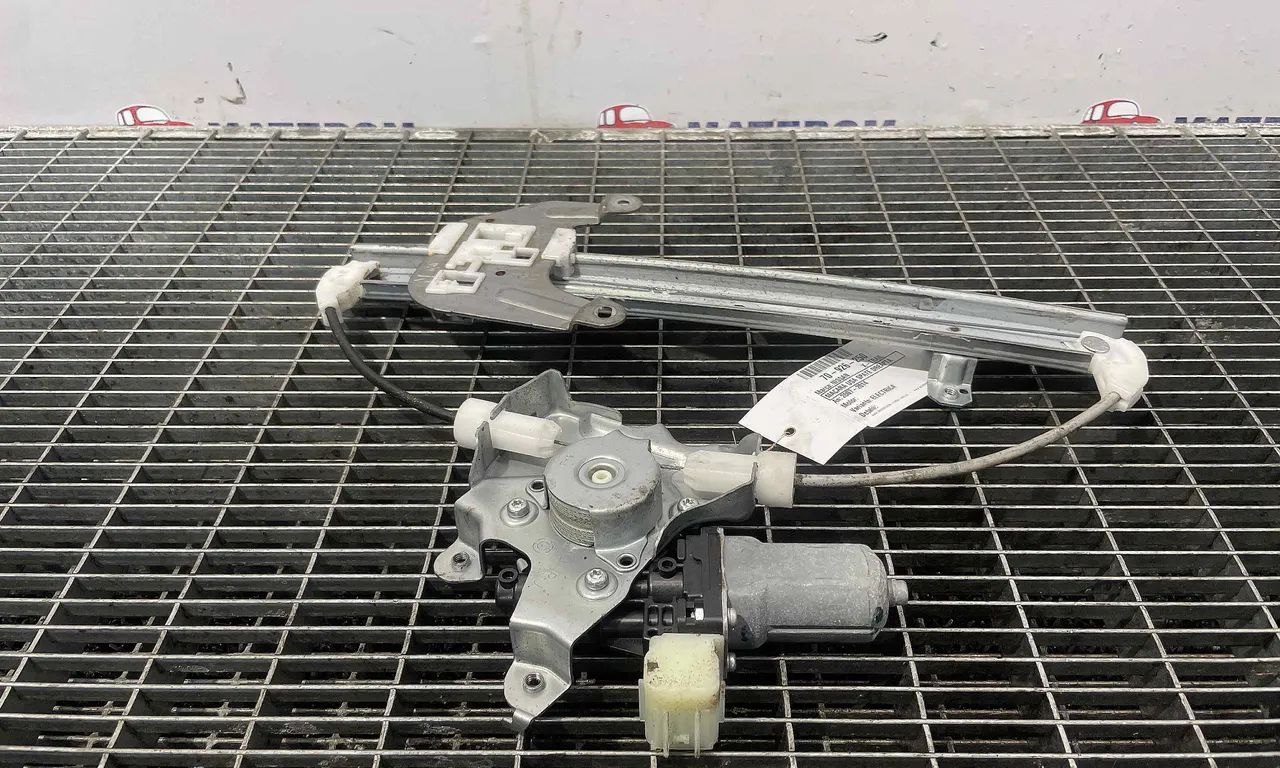 MACARA USA SPATE DREAPTA NISSAN X-TRAIL II 2007-2018