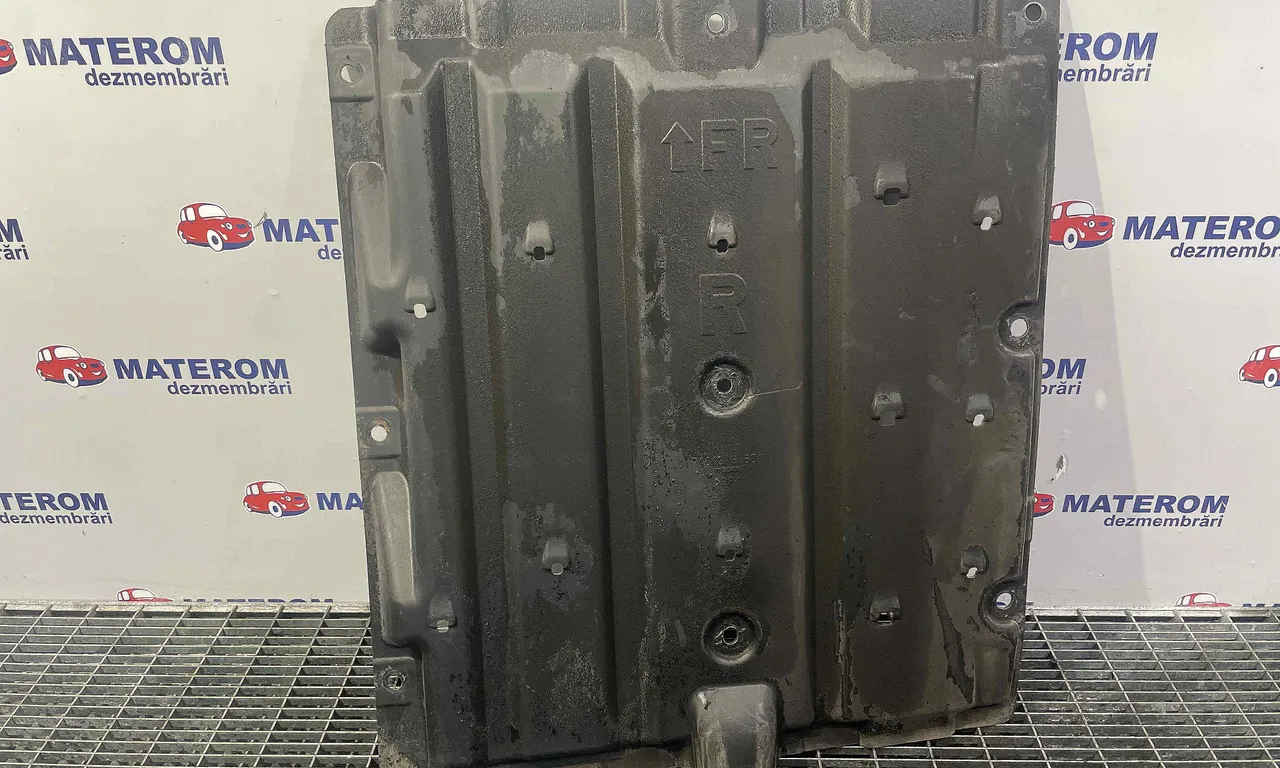 SCUT SUB MASINA NISSAN X-TRAIL II 2007-2018