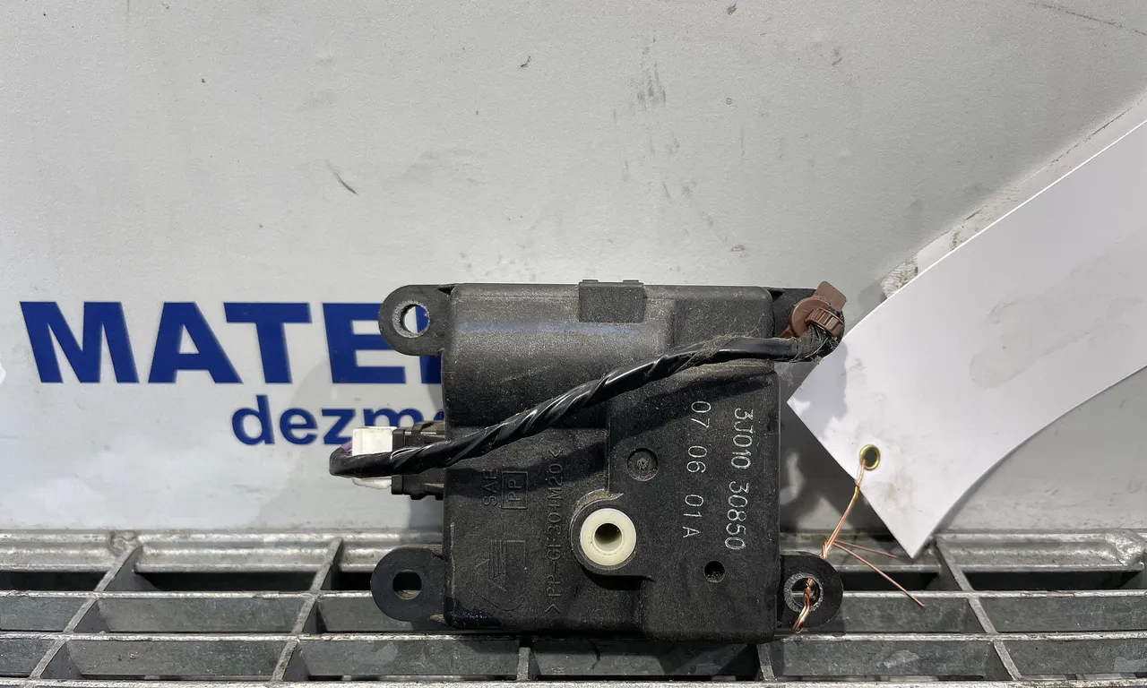 MOTORAS CLAPETA INCALZIRE NISSAN X-TRAIL II 2007-2018