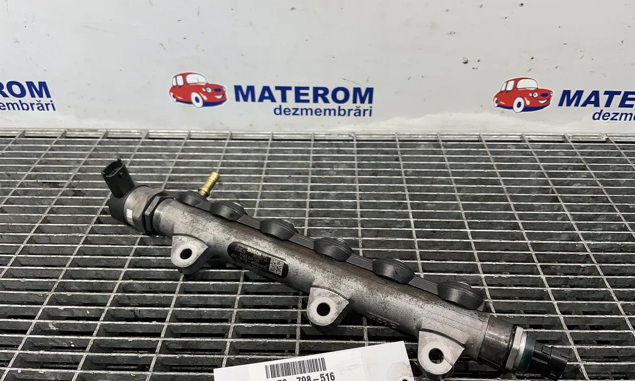 RAMPA INJECTIE NISSAN X-TRAIL II 2007-2018