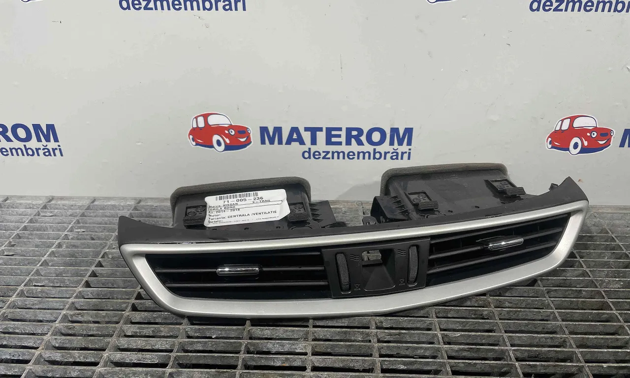 GRILA BORD NISSAN X-TRAIL III 2013-2018