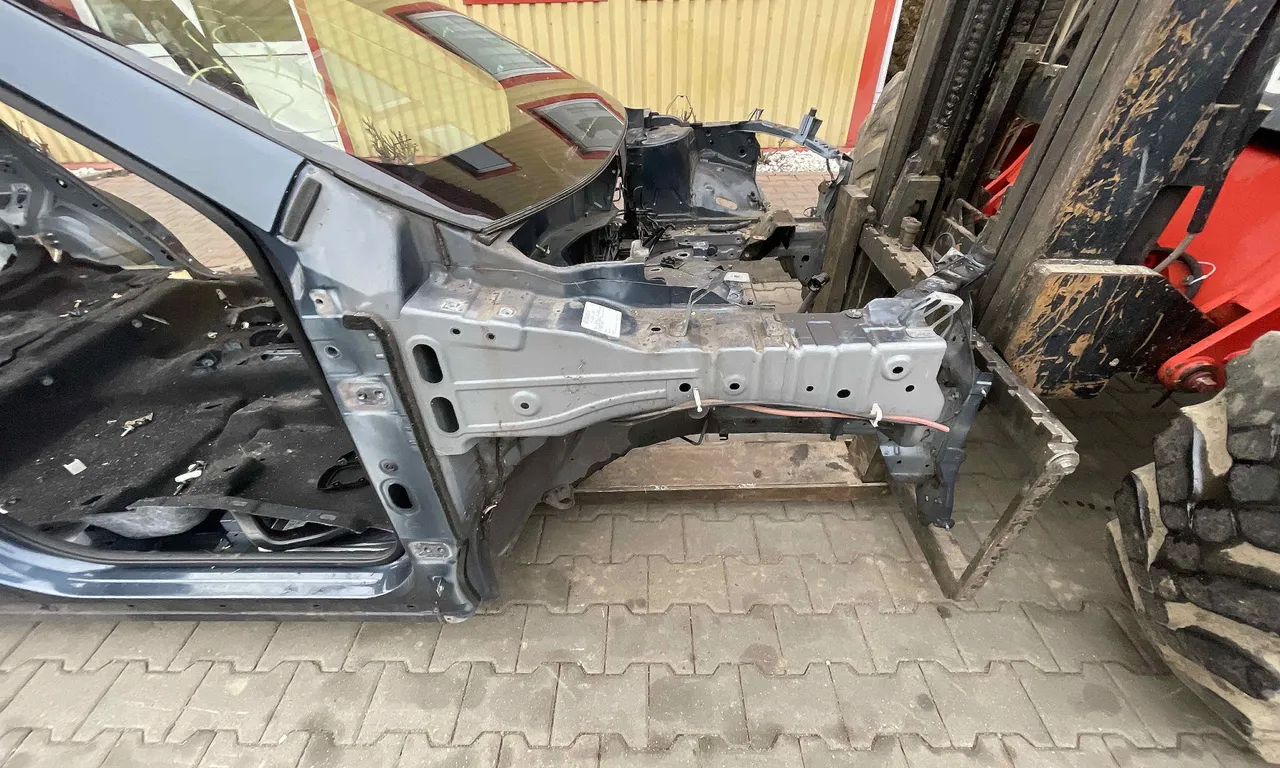 LONJERON DREAPTA NISSAN X-TRAIL III 2013-2018