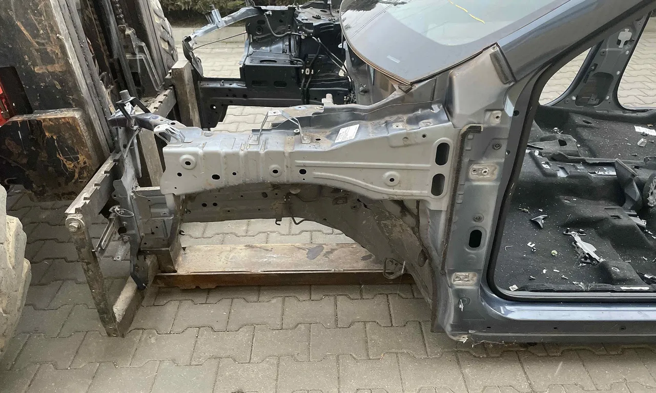 LONJERON STANGA NISSAN X-TRAIL III 2013-2018