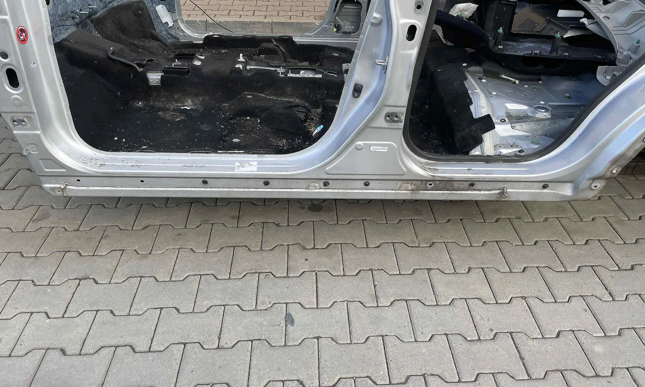 PRAG STANGA NISSAN X-TRAIL III 2013-2018
