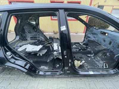 STALP MIJLOC DREAPTA NISSAN X-TRAIL III 1.6 dCi 2013-2018 oe 765704CC0A, vedere frontata